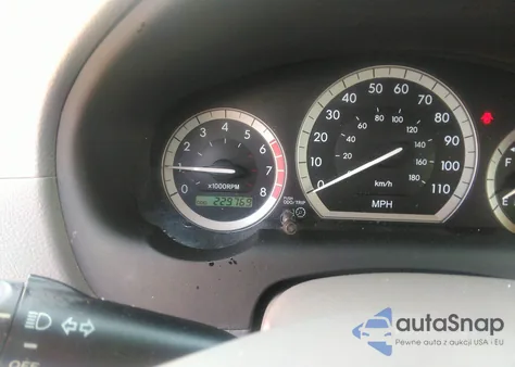 2004 Toyota Sienna Le z USA, uszkodzony, nr VIN 5TDZA23C14S001795